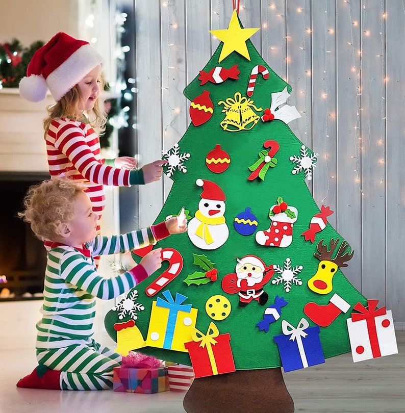 DIY Felt Christmas Tree with Ornaments