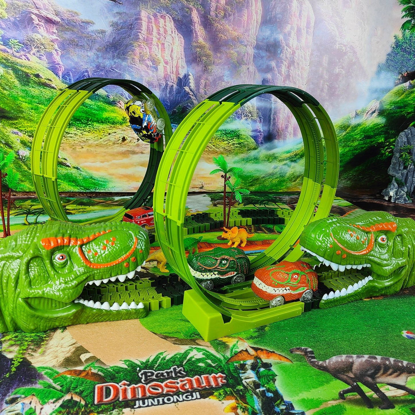 The Ultimate Dino 360 Track Set™